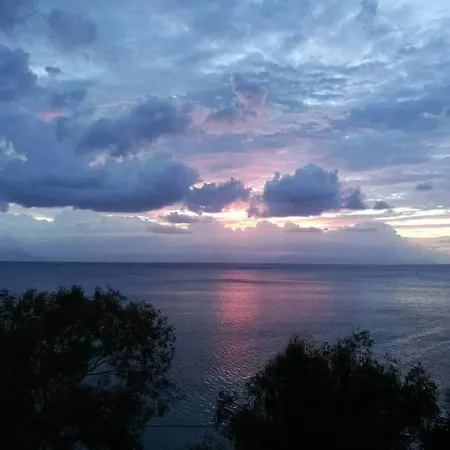 Ionian Mare * Agios Ioannis Peristeron (Corfu)